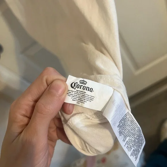 (2) Old Navy Mens 2XL Beer Short Sleeve T- Shirts Miller High Life Corona - Picture 9 of 12